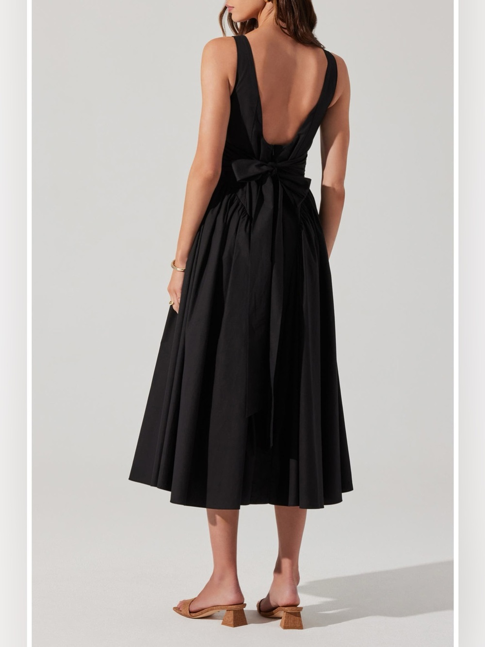 ASTR Vinya Poplin Drop Waist Midi Dress - Picture 2 of 2